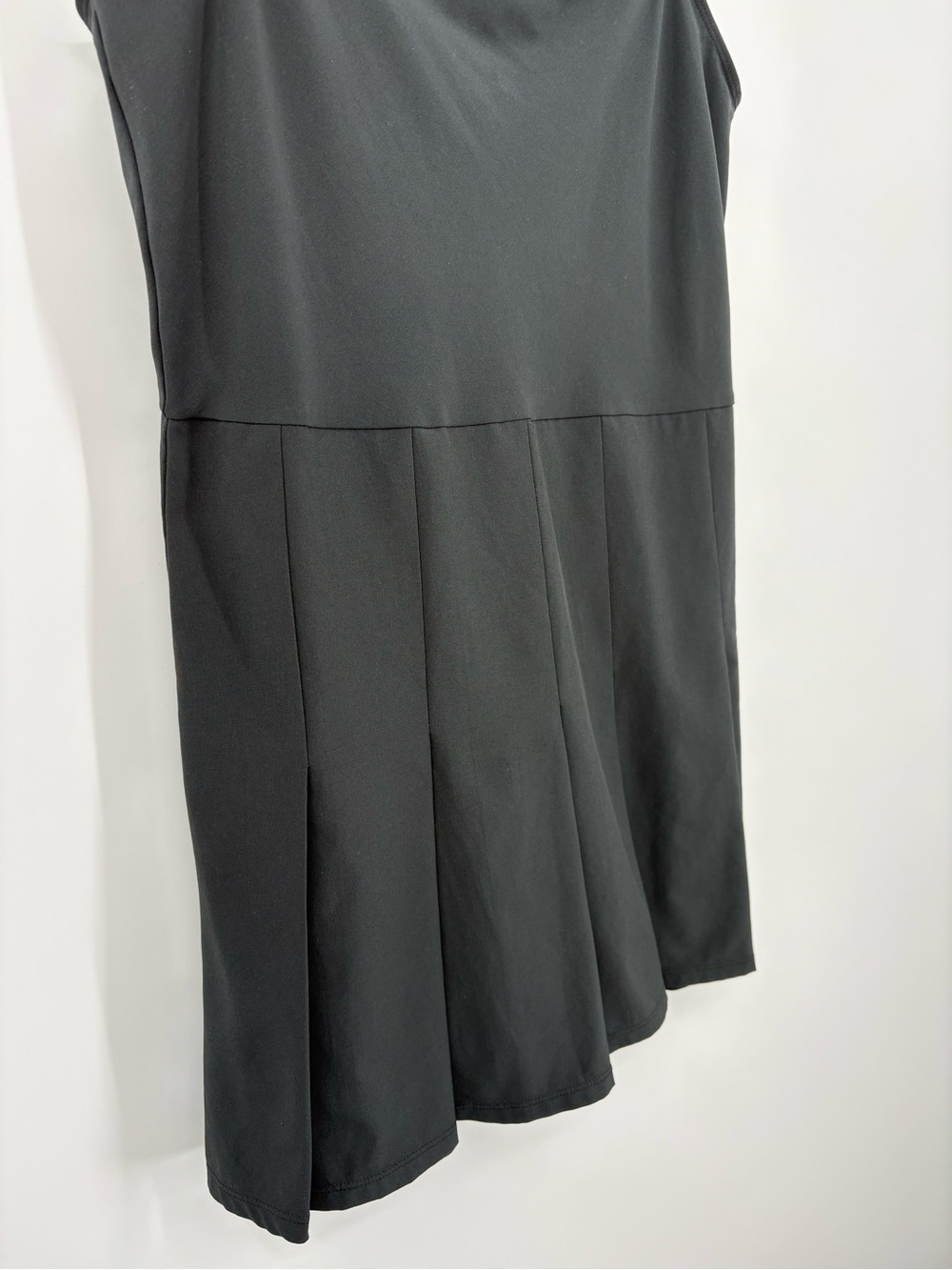 Abercrombie & Fitch Traveler Pleated Tennis Dress Black Active Mini M - Picture 8 of 12